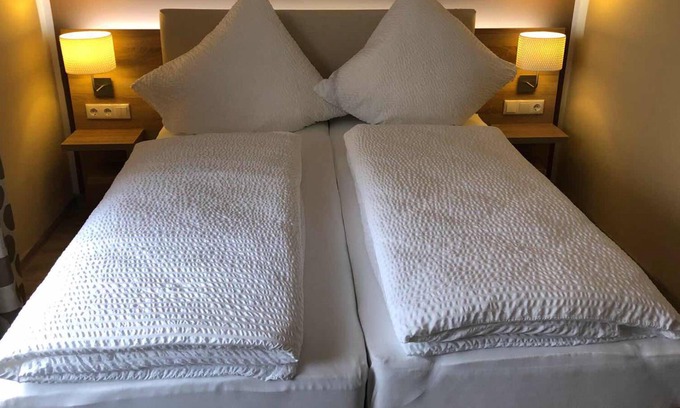 Dutenhofen Hotel | Hotel Gambrinus Dutenhofen