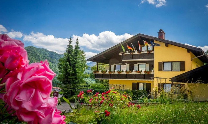 Ruhpolding House | Hotel Garni Zeranka