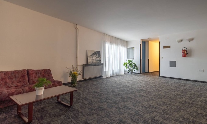 Cove Rogacic House | Hotel Issa - Triple Room Sea View 7