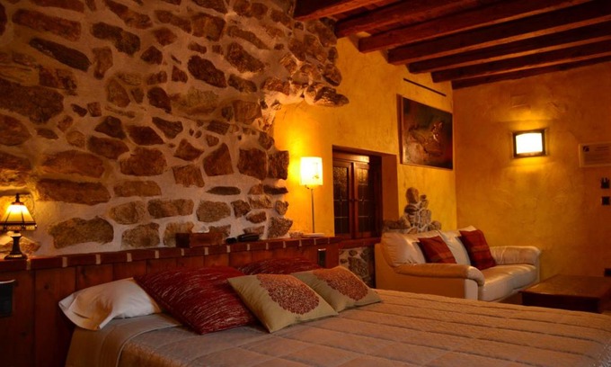 Buitrago del Lozoya Hotel | Hotel La Beltraneja