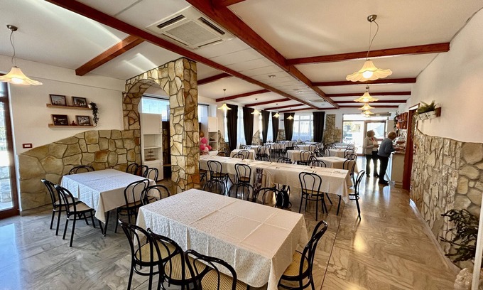 Castellana Grotte Hotel | Hotel La Vetta Europa