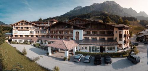 Rain Hotel | Hotel Leonhard