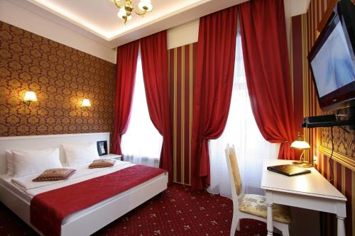 Dnipro Hotel | Hotel Litera
