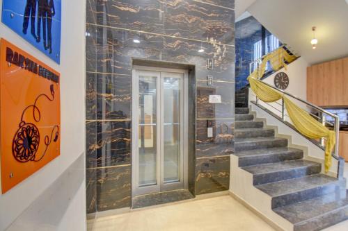 Nashik Hotel | Hotel Majestic Pearl