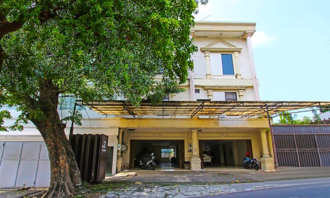 Semarang Hotel | Hotel O Atlanta Guesthouse