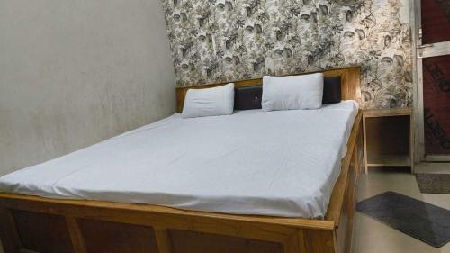 Bihar Sharif Hotel | Hotel O Bihar Sharif Railway Junction Formerly Shree Balajee