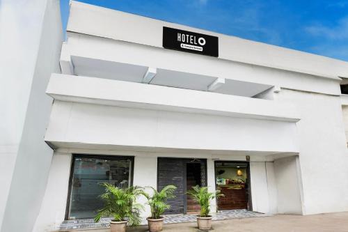 Dombivli East Hotel | Hotel O Dombivali Formerly PK Lodging