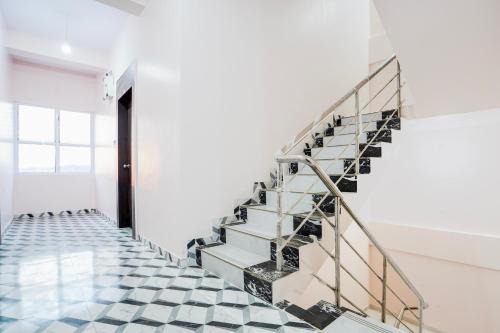 Hingana Hotel | Hotel O K2 Lodging And Boarding