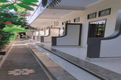 Mangsit Hotel | Hotel O Madame Guesthouse