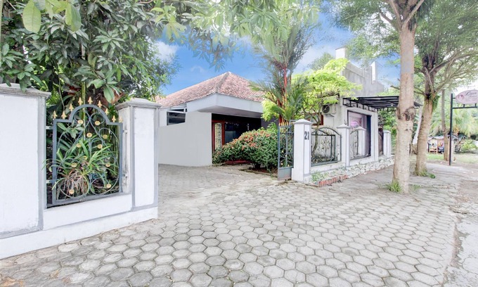 Banyumas Hotel | Hotel O Putri Kinasih