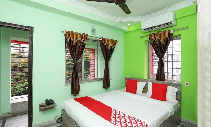 Kalighat Hotel | Hotel O Sradhanjali Guest House