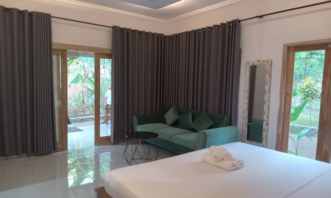 Mangsit Hotel | Hotel O Tungku Klui Hotel