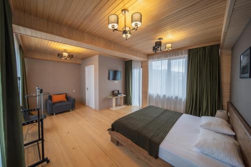 Bagvdanari Hotel | Hotel Old House Mestia