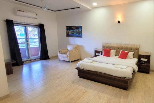 Talegaon Dabhade Hotel | Hotel Om Inn - Talegaon Dabhade