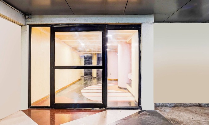 Pune Hotel | Hotel Omkar & Lodging - phoenix market city