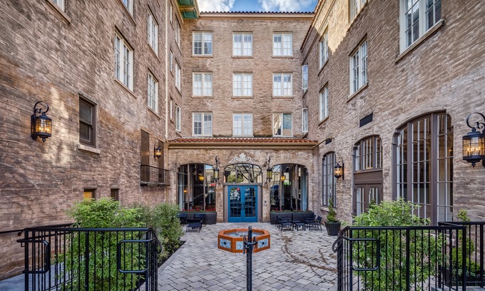 Petaluma Hotel | Hotel Petaluma, Ascend Hotel Collection