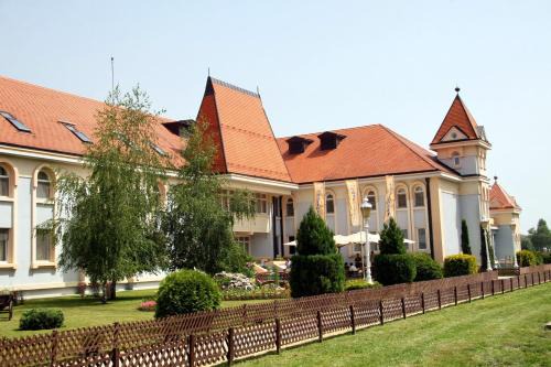 Palic Hotel | Hotel Prezident