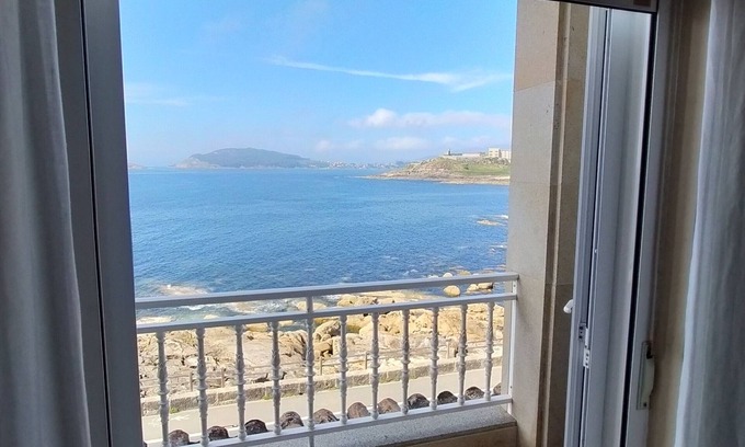 Baiona Old Town Hotel | Hotel Rompeolas