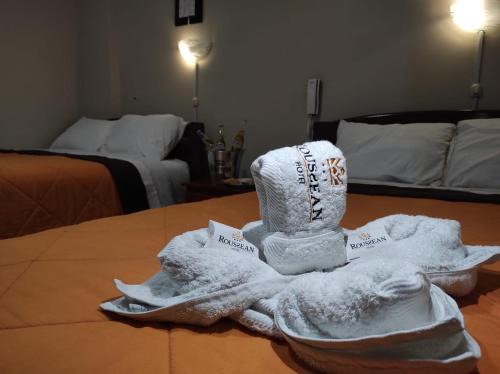 San Vicente de Canete Hotel | Hotel Roussean