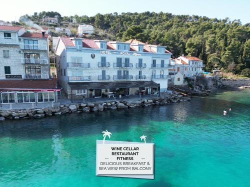 Stomorska Bed & Breakfast | Hotel ROYAL RINA