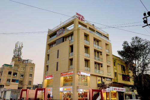 Rajkot Hotel | Hotel Shiv Shakti - Hotel SS