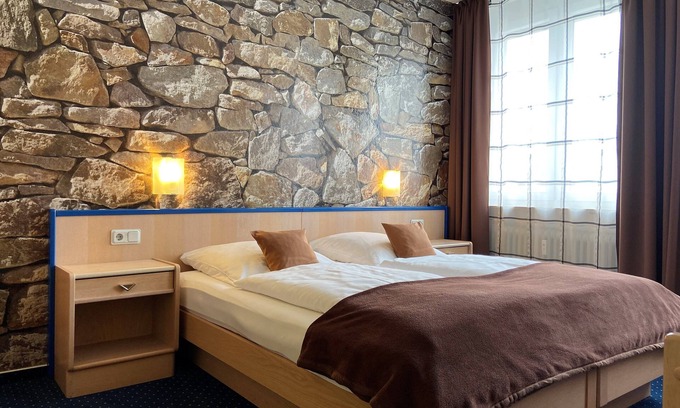 Hauptbahnhof Hotel | Hotel Stadt Hamburg am Fluss Saarbrücken