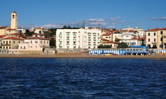 San Vincenzo Hotel | Hotel Stella Marina