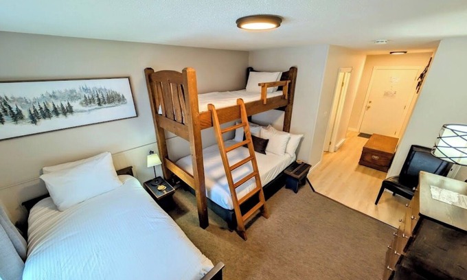 East Kootenay Apartment | Hotel-style unit at Purcell Condos