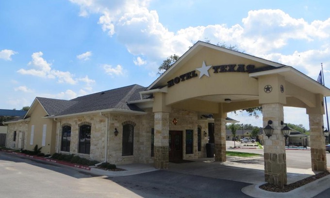 Cuero Hotel | Hotel Texas Cuero