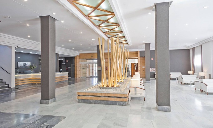 Dos Hermanas Hotel | Hotel TRH La Motilla