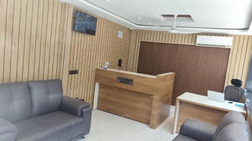 Hyderabad Hotel | Hotel Vaishnavi Classic