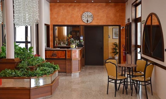 Sala Consilina Hotel | Hotel Vallisdea