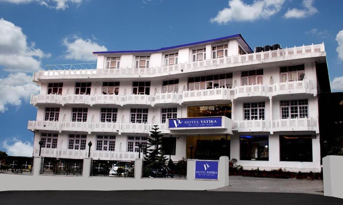 Jadrangal Hotel | Hotel Vatika - the riverside resort