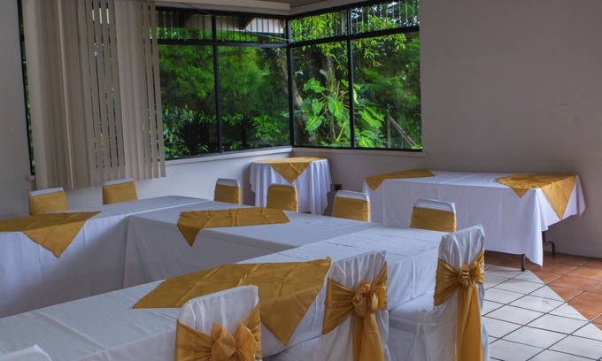 San Jeronimo Hotel | Hotel Villa Zurquí