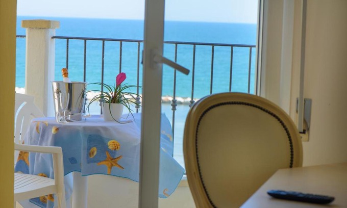 Viserbella Hotel | Hotel Zeus