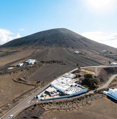 Montana Blanca Bed & Breakfast | HOTELITO RURAL GA7COLORES only adult