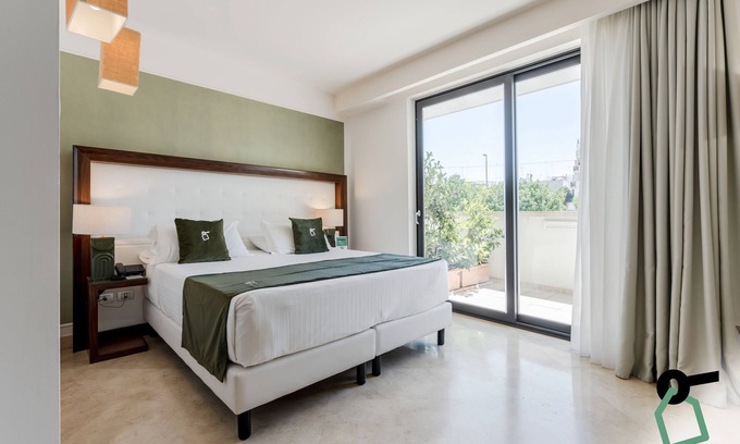 Otranto Hotel | Hotiday Room Collection - Otranto