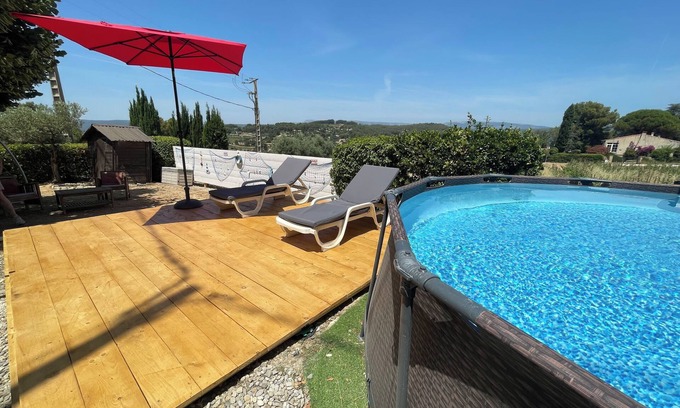 Le Beausset Villa | House 2/4 pers air-conditioned swimming pool ping pong near bandol