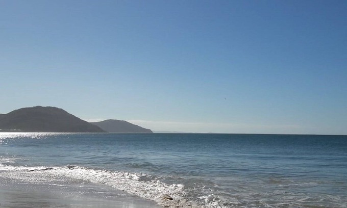 Ingleses Sul House | House 50 meters from the sand of Praia dos Ingleses or a 5-minute walk.
