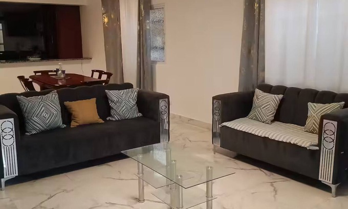 Los Frailes House | House by Aut. Las Américas 10 minutes from the airport