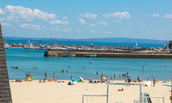 Morgat House | House close to a nice beach, shops and restaurants