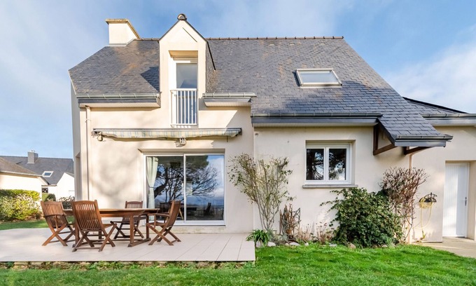 Erquy Ski Chalet | House for 6 in Erquy - Communal pool