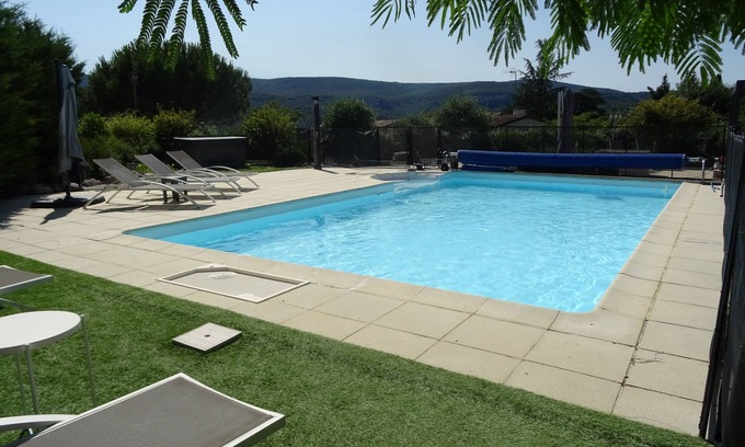 Vallon-Pont-d'Arc Villa | HOUSE, HEATED POOL AND SPA IN VALLON PONT D'ARC, BEAUTIFUL ENVIRONMENT