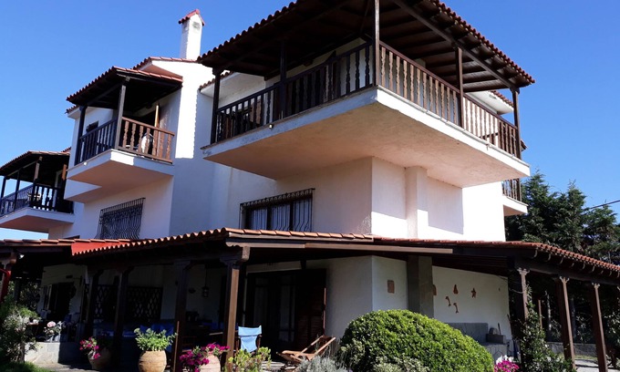 Kassandra Villa | HOUSE NO LONGER AVAILABLE