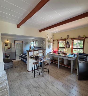 Haenertsburg Bed & Breakfast | House of Art