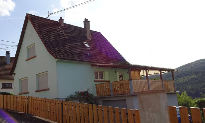 Rothau House | House on the heights, open views, at the start of hiking trails