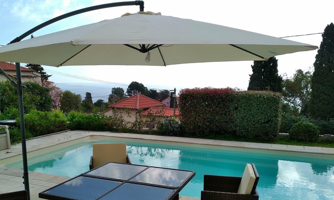 Espero-Pax House | house sea trayas