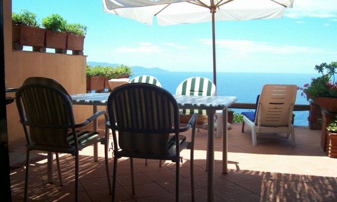 Cala Piccola House | House seaview terrace, pool, solarium, priv beach inclusive ideal for 4 all incl