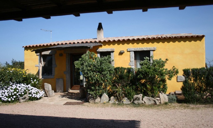 Aglientu House | House/villa with sea view garden 900 mt from rena majore beach