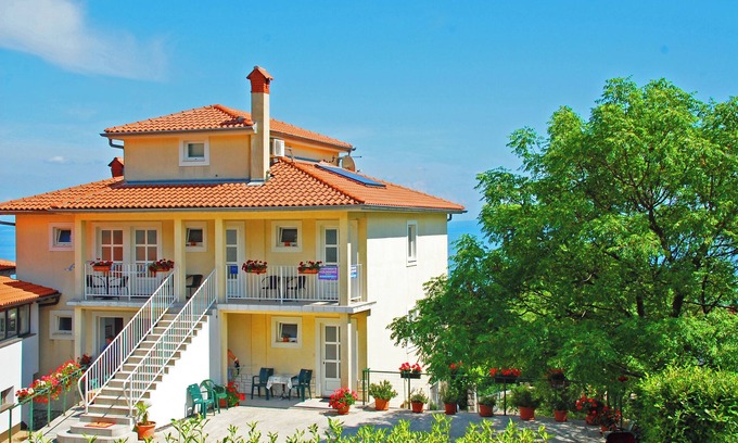Opatija Apartment | House with 7 apartments in a quiet location, with a beautiful view of the sea